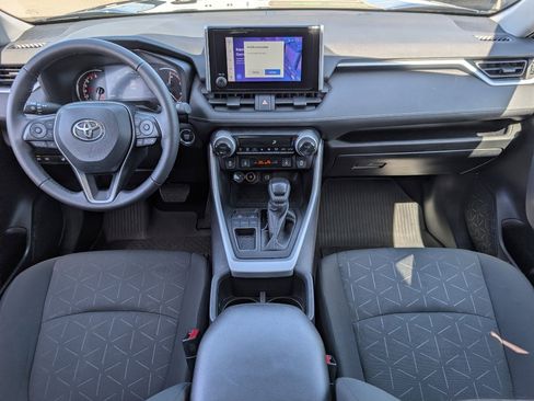 Used 2023 Toyota RAV4 XLE w/ Convenience Package image 4