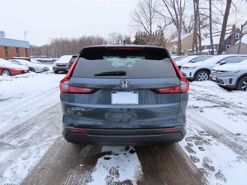 Used 2023 Honda CR-V EX image 5