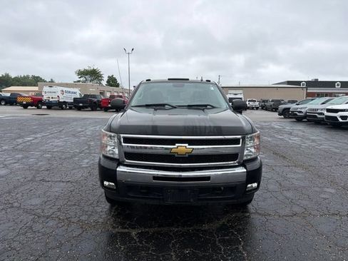 Used 2011 Chevrolet Silverado 1500 LT w/ All-Star Edition AWD/4WD image 3
