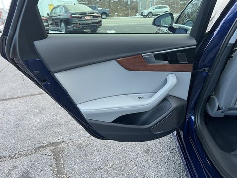 Used 2022 Audi A4 2.0T Premium Plus w/ Premium Plus Package image 16