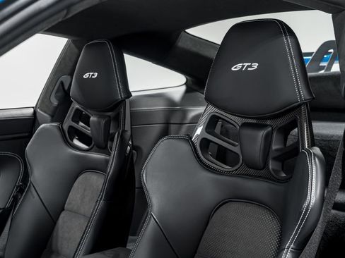 Used 2022 Porsche 911 GT3 image 18