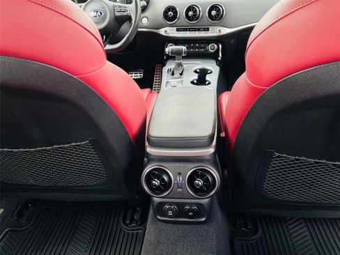 Used 2021 Kia Stinger GT1 RWD image 22