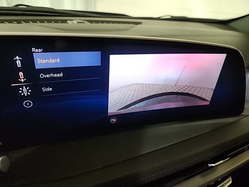 Used 2025 Cadillac XT4 Sport AWD/4WD image 19