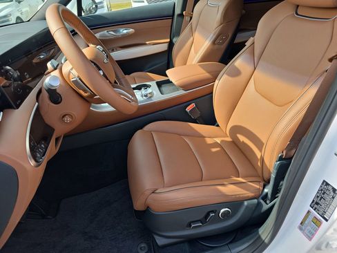 New 2026 Genesis GV70 2.5T Advanced AWD/4WD image 9