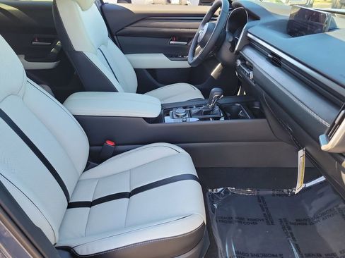 New 2026 MAZDA CX-50 AWD 2.5 S w/ Premium Package image 16