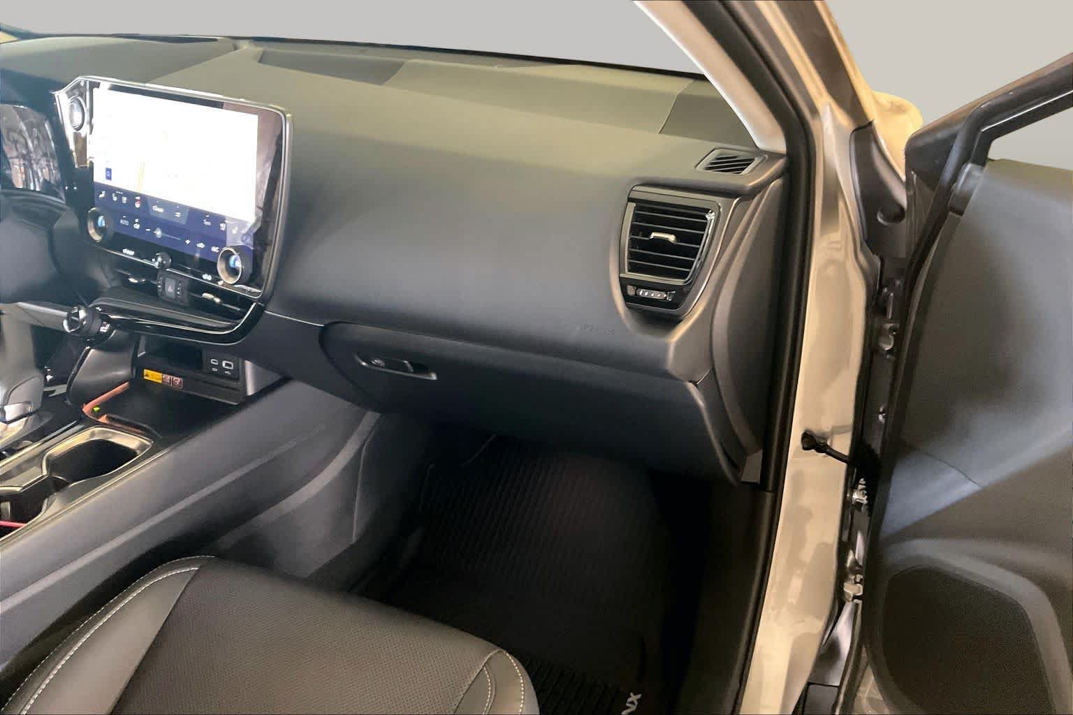 Used 2026 Lexus NX 350 AWD w/ Accessory Package (2T) image 16