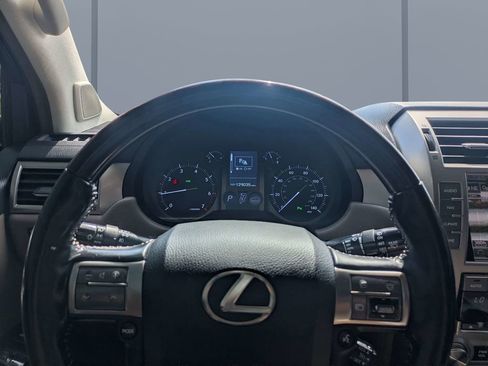 Used 2018 Lexus GX 460 Premium AWD/4WD image 29