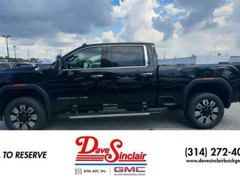 New 2026 GMC Sierra 3500 Denali w/ Denali Reserve Package AWD/4WD image 5