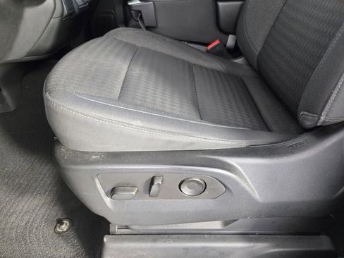 Used 2022 Chevrolet Silverado 1500 Custom image 25