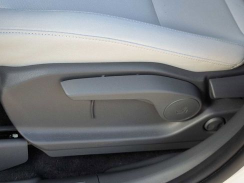 New 2026 Hyundai Santa Fe SE FWD image 18