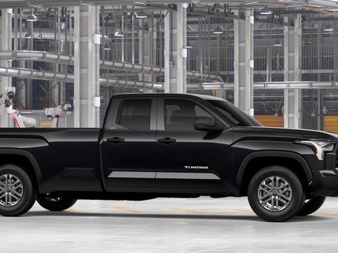 New 2026 Toyota Tundra SR5 AWD/4WD image 13
