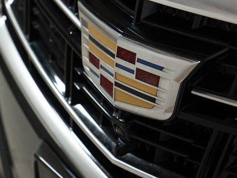 Used 2017 Cadillac XTS Luxury w/ Driver Awareness Package FWD image 14