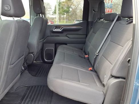 Used 2024 Chevrolet Silverado 1500 LT AWD/4WD image 6