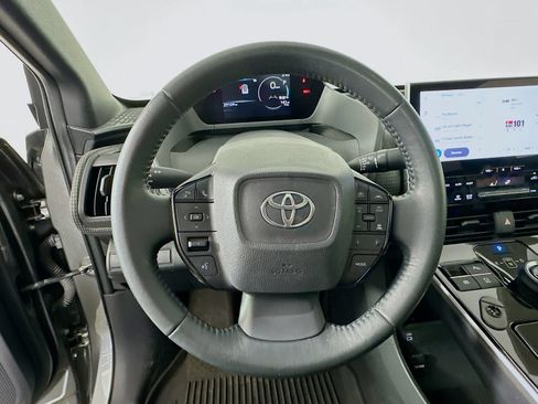 Used 2023 Toyota bZ4X AWD image 11