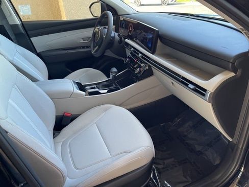 New 2026 Hyundai Tucson SEL image 24