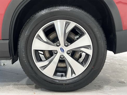 Certified 2024 Subaru Ascent Premium w/ Convenience Package image 10