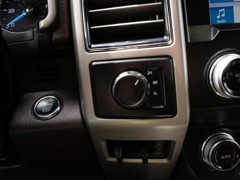 Used 2019 Ford F450 King Ranch w/ King Ranch Ultimate Package image 26