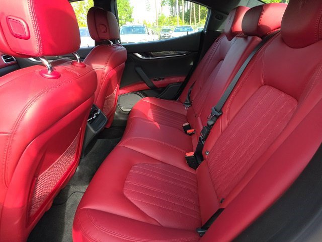 Used 2017 Maserati Ghibli S Q4 AWD/4WD image 18