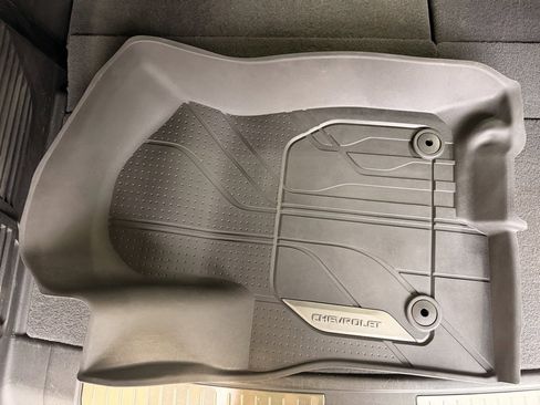 Used 2024 Chevrolet Tahoe Premier image 12