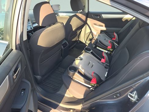 Used 2016 Subaru Legacy 2.5i Premium AWD/4WD image 11