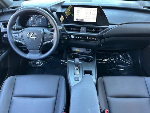 Used 2025 Lexus UX 300h FWD w/ Accessory Package (Z2) image 27