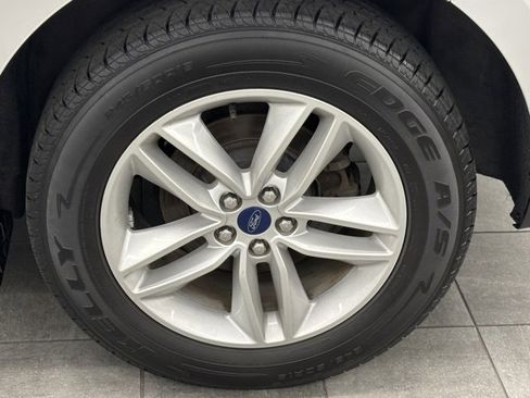 Used 2017 Ford Edge SEL w/ Equipment Group 201A image 6