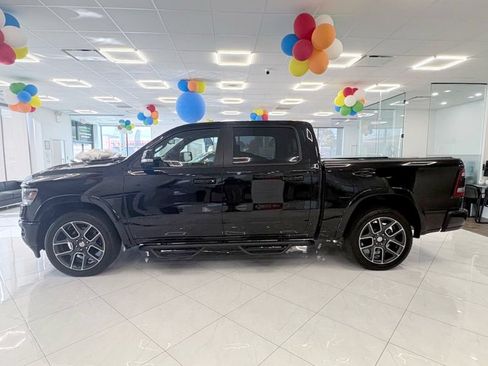 Used 2019 RAM 1500 Laramie AWD/4WD image 4