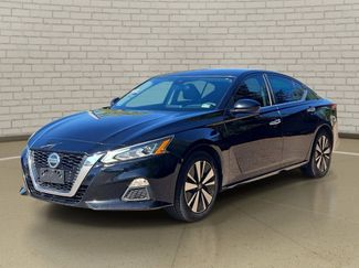 Used 2021 Nissan Altima 2.5 SV video 1