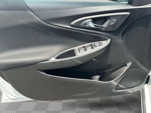 Used 2024 Chevrolet Malibu LS FWD image 19
