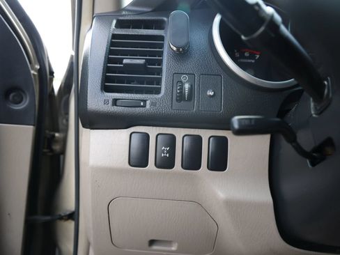 Used 2007 Toyota 4Runner SR5 AWD/4WD image 20