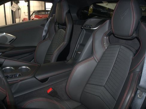 Used 2026 Chevrolet Corvette Stingray Preferred Cpe w/ Z51 Performance Package image 38