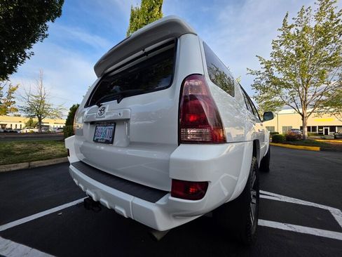 Used 2005 Toyota 4Runner Limited image 12