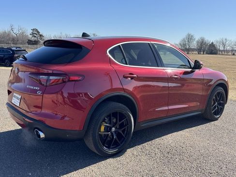 Used 2018 Alfa Romeo Stelvio Ti image 6