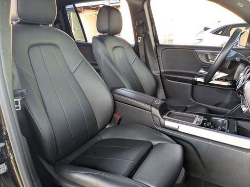 Used 2024 Mercedes-Benz GLB 250 image 20