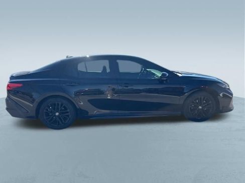 Used 2025 Toyota Camry SE w/ Multimedia Upgrade Package image 6