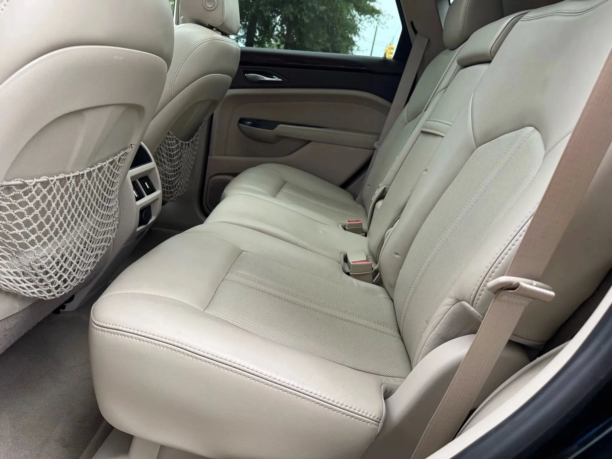 Used 2014 Cadillac SRX Luxury FWD image 17