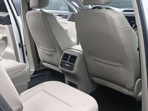 Used 2021 Volkswagen Atlas SEL R-Line FWD image 24