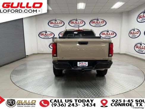 Used 2024 Chevrolet Colorado ZR2 w/ ZR2 Convenience Package III AWD/4WD image 7
