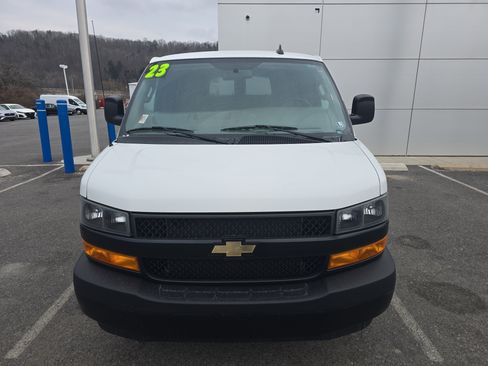 Used 2023 Chevrolet Express 3500 LS image 9