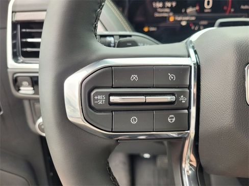 New 2026 GMC Yukon Elevation image 32