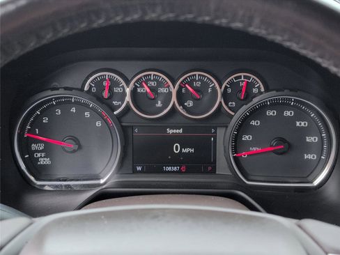 Used 2021 Chevrolet Tahoe LT w/ LT Signature Package image 19