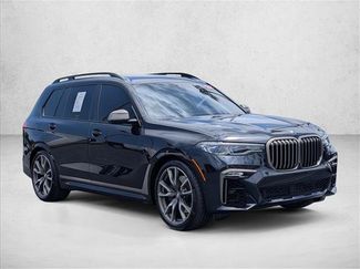 Used 2022 BMW X7 M50i w/ Executive Package AWD/4WD video 3