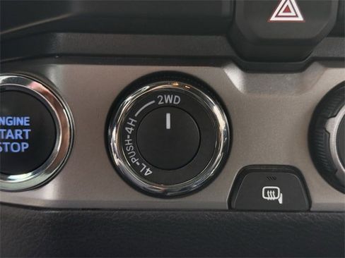 Used 2023 Toyota Tacoma Limited image 24