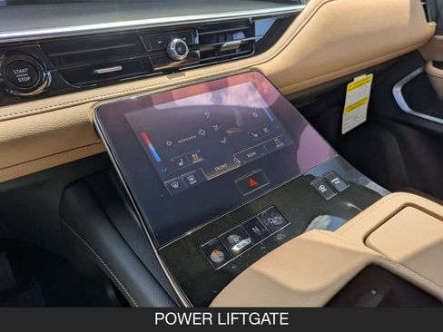 New 2026 INFINITI QX80 Luxe w/ Cargo Package image 16