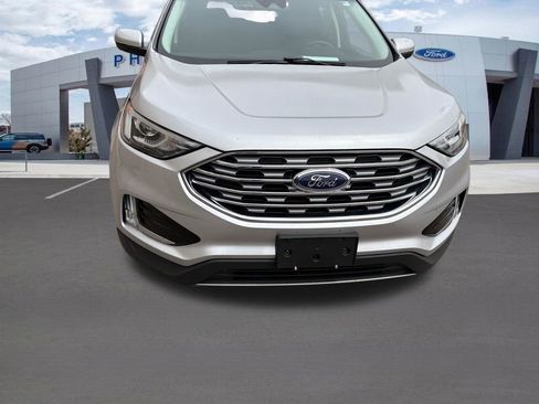 Used 2019 Ford Edge Titanium image 10