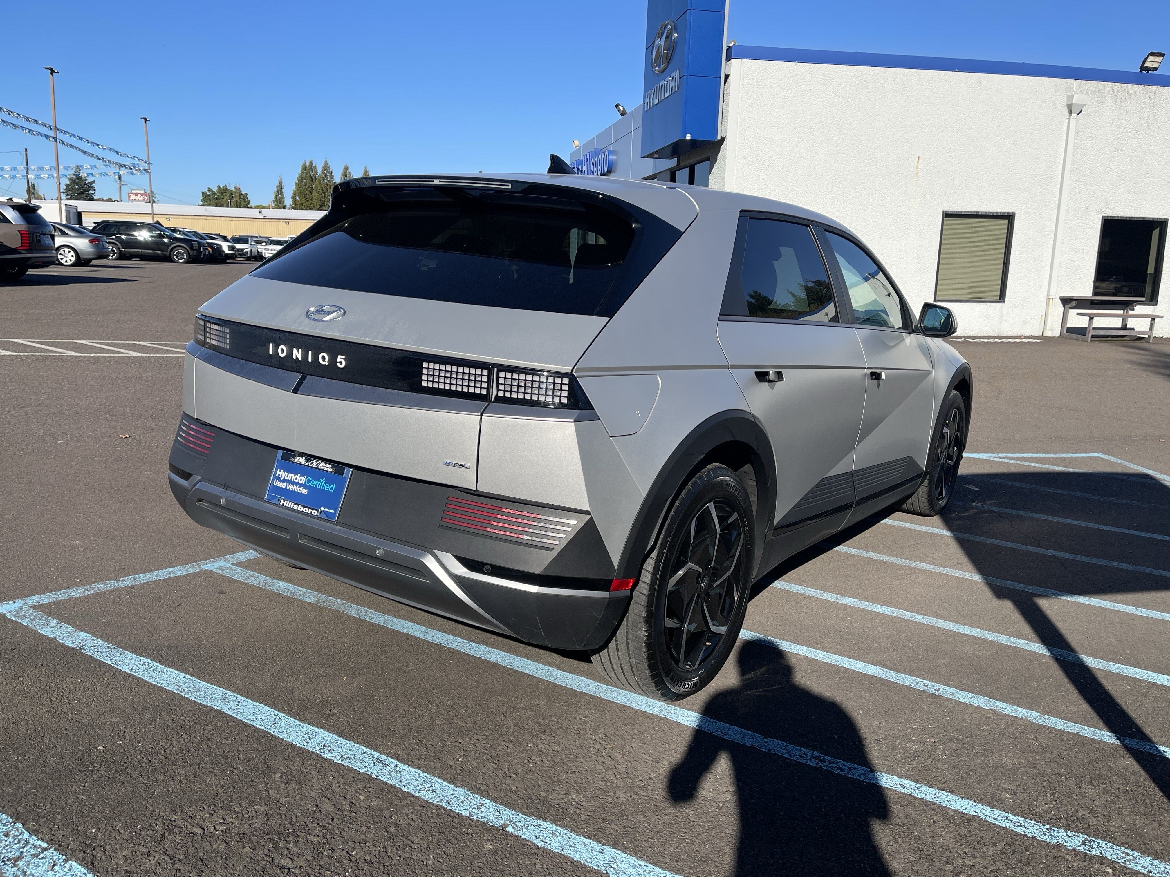 Certified 2023 Hyundai Ioniq 5 SEL w/ Cargo Package AWD/4WD image 5