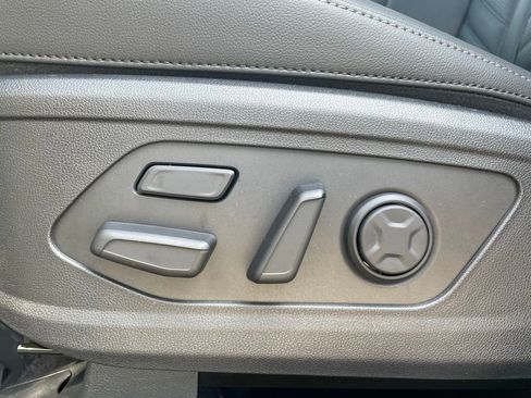 New 2026 Kia Sorento SX Prestige AWD/4WD image 11