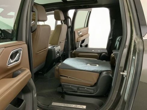 Used 2021 Chevrolet Suburban High Country w/ Premium Package image 45