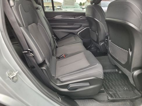 Used 2022 Jeep Grand Cherokee L Laredo w/ Luxury Tech Group I image 18