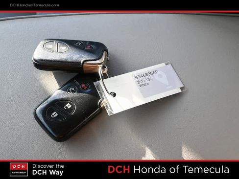 Used 2011 Lexus ES 350 image 14